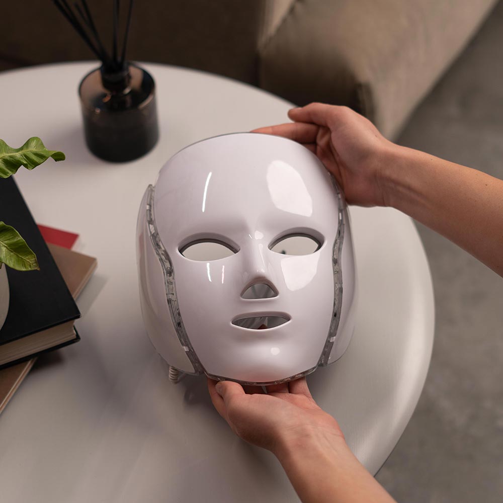 Fotoniskās terapijas maska